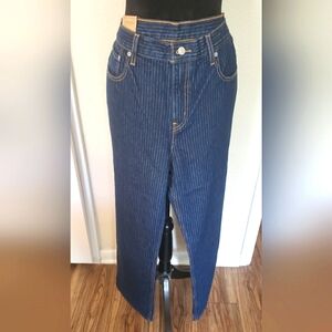 Levi' Mid Rise, Straight Leg Women's Blue Striped Jeans